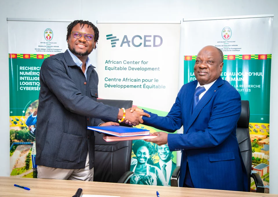 Fréjus Thoto et le Ministre délégué chargé de l'Enseignement Supérieur et de la Recherche Scientifique du Togo